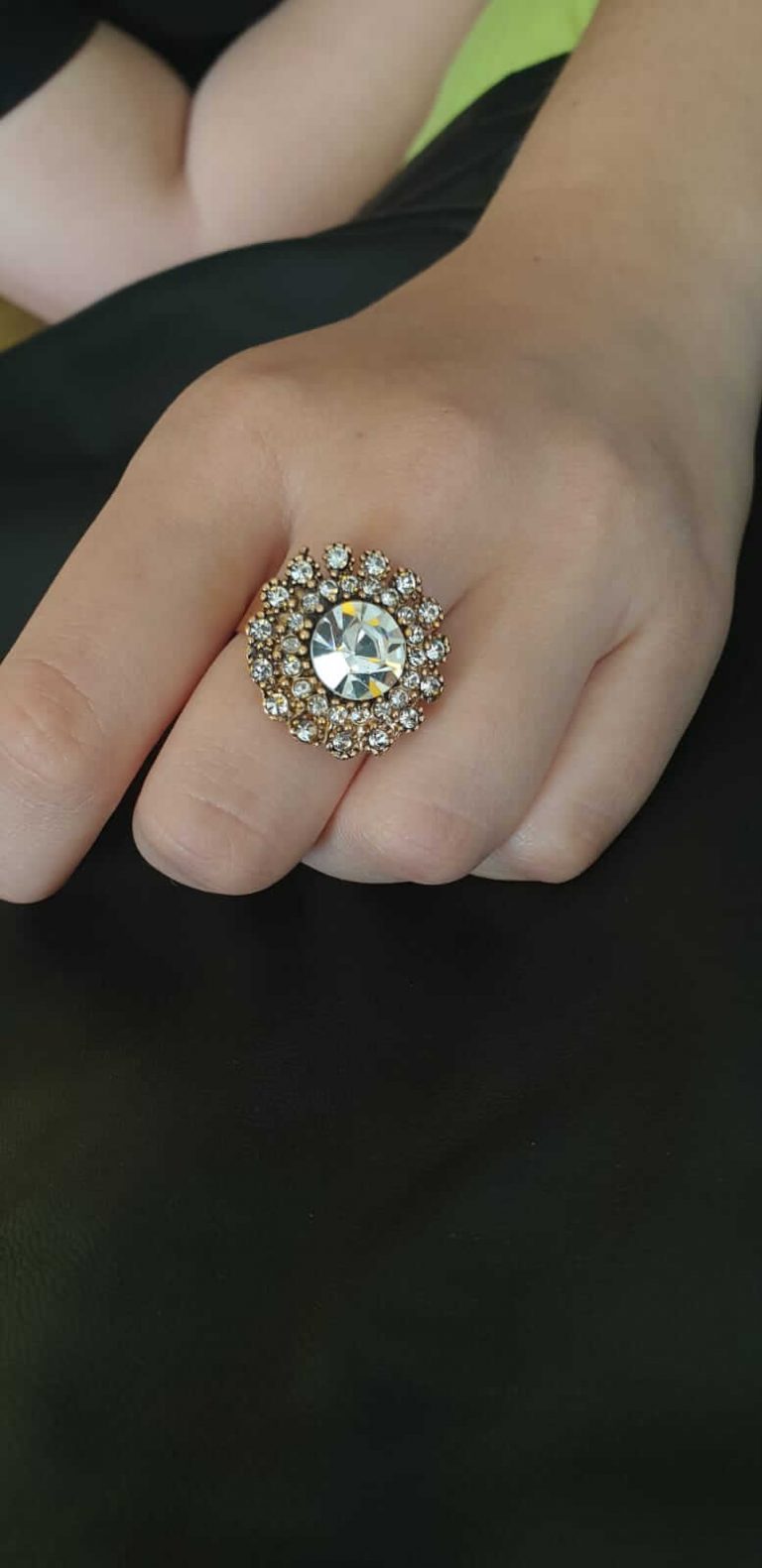 époque antique ottomane avec notre bague en cristal pour femme