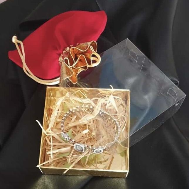 emballage ottoman bijoux pour femme collier